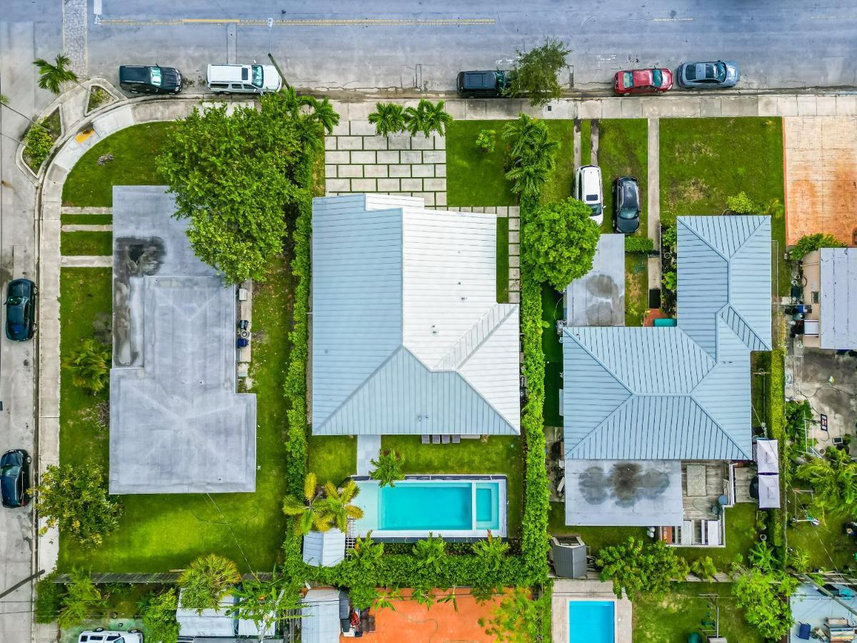 Appartamento Luxury House 4 Beds Heated Pool W Jaccuzzi North Bay Village Esterno foto