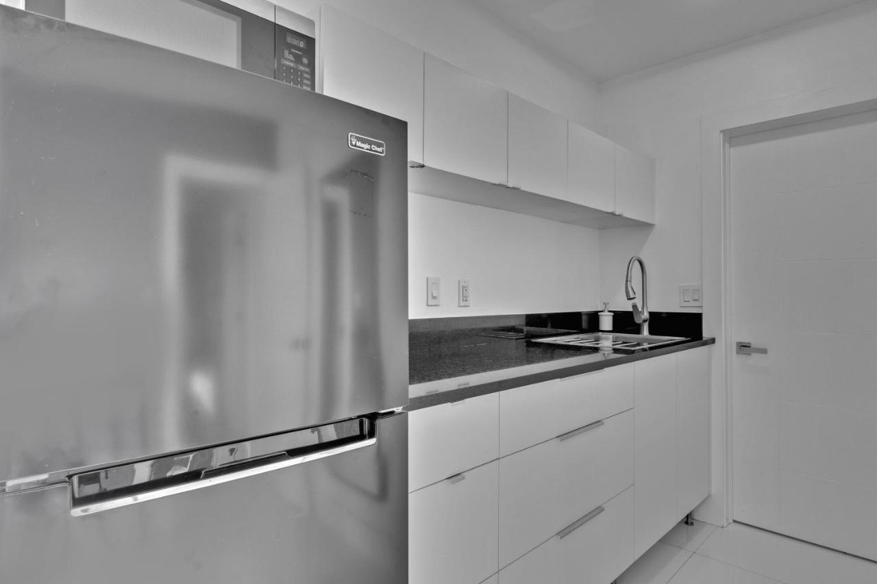 Appartamento Luxury House 4 Beds Heated Pool W Jaccuzzi North Bay Village Esterno foto