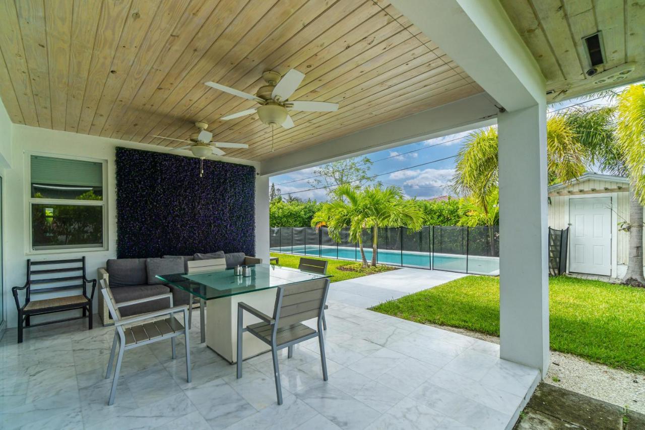 Appartamento Luxury House 4 Beds Heated Pool W Jaccuzzi North Bay Village Esterno foto