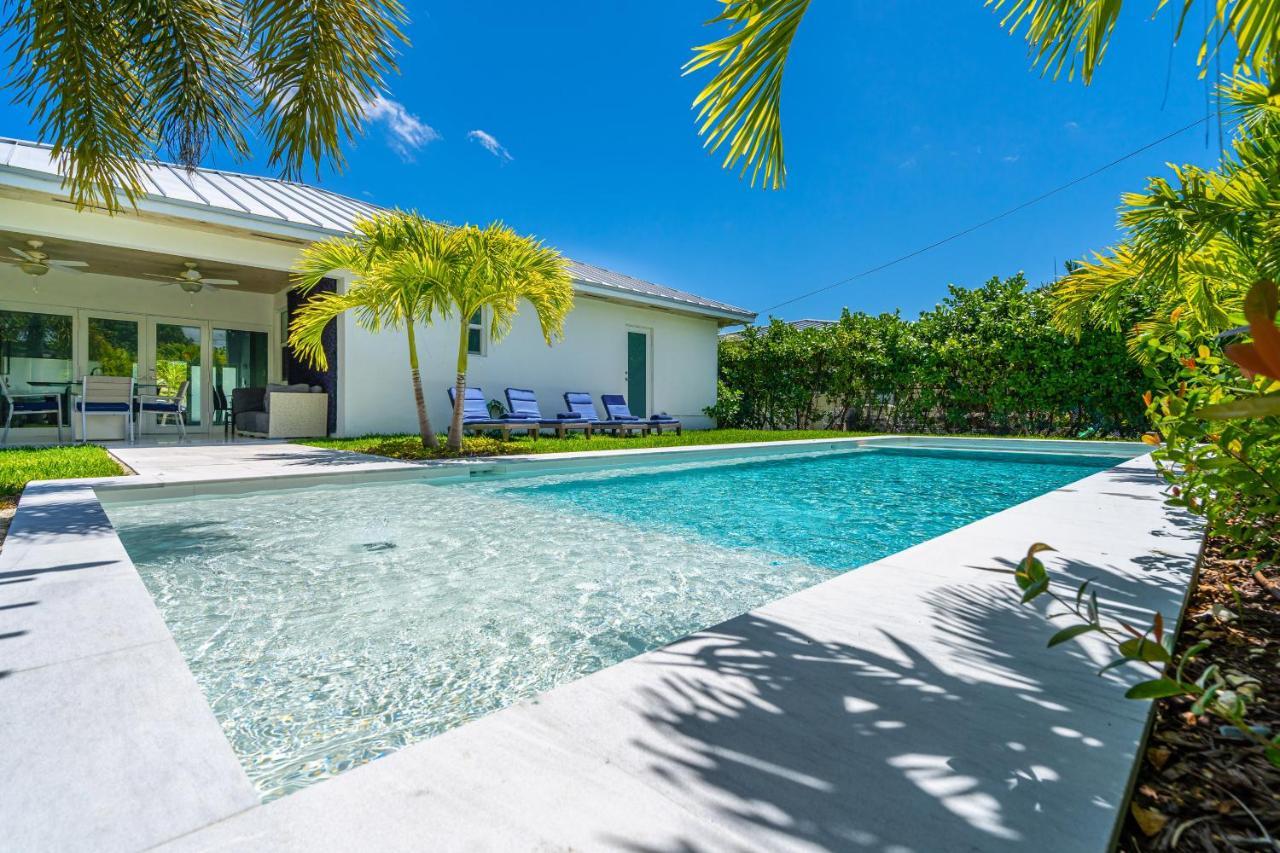 Appartamento Luxury House 4 Beds Heated Pool W Jaccuzzi North Bay Village Esterno foto
