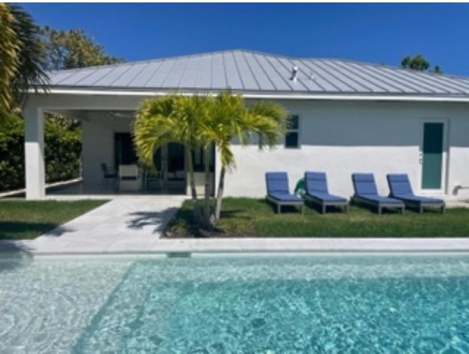 Appartamento Luxury House 4 Beds Heated Pool W Jaccuzzi North Bay Village Esterno foto